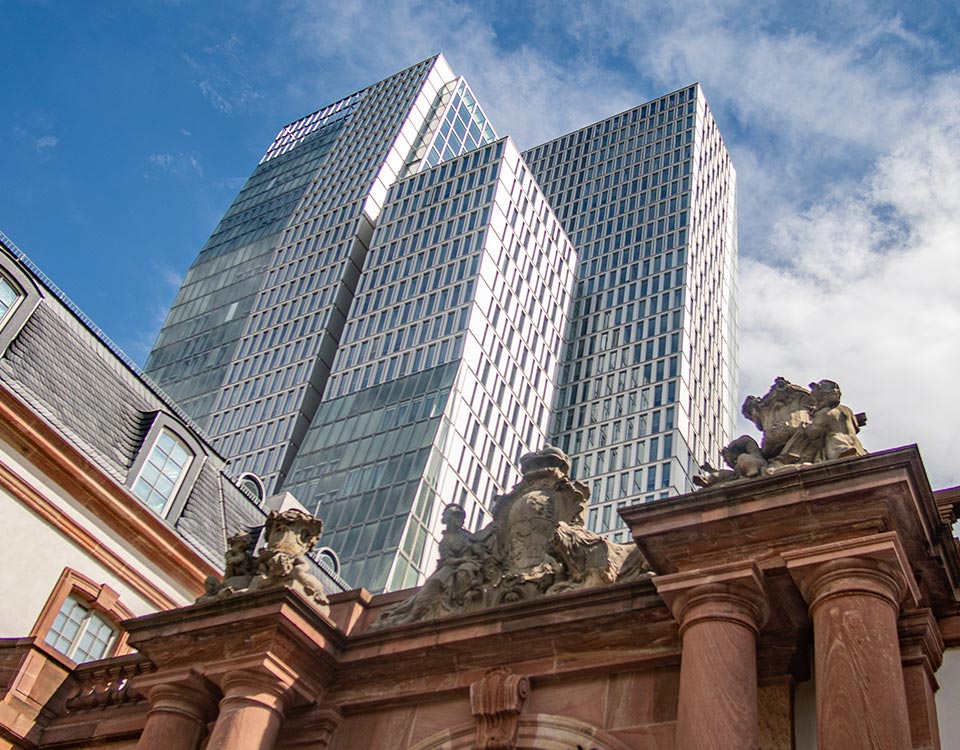 Axa Newtower Frankfurt Rosink Aussen